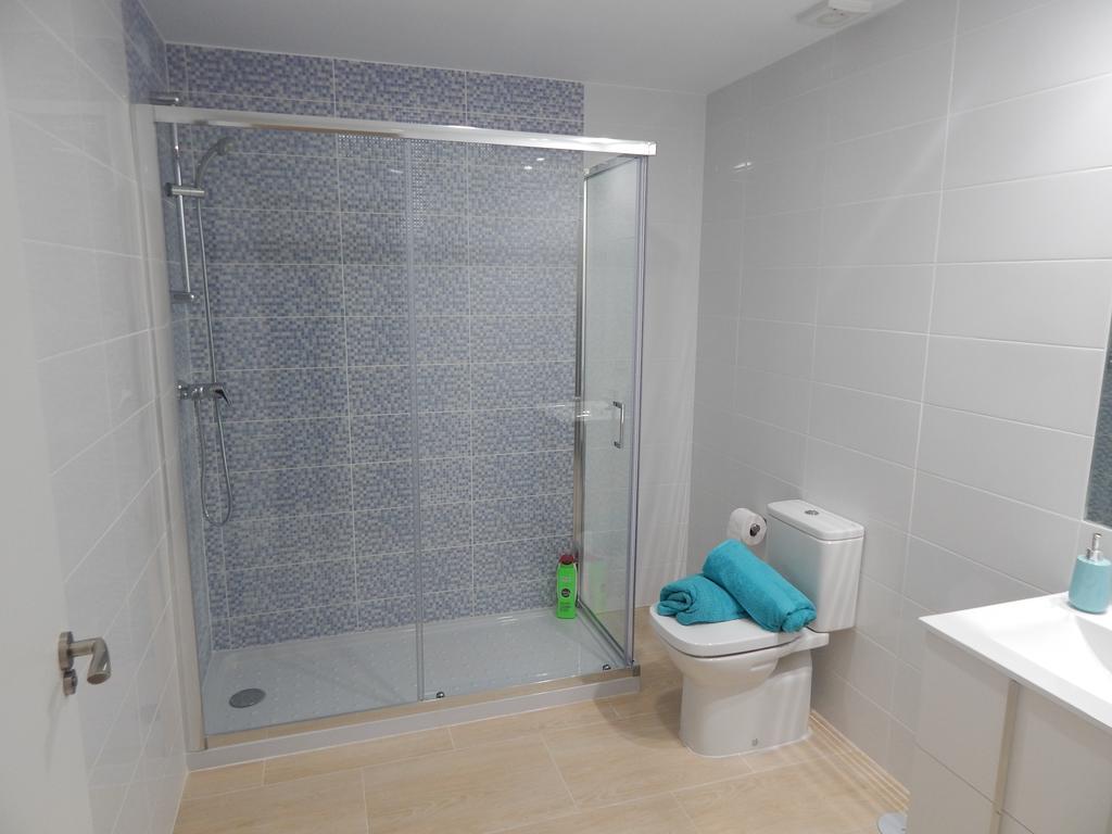 Apartamentos La Rosita Бенідорм Номер фото